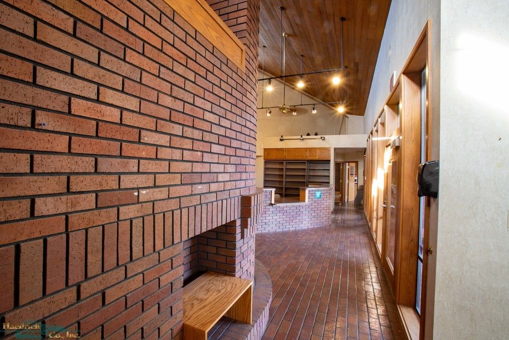 Medical Office Building - Clairmont Doctors Park: 2650 Edith Ave, Redding, CA 96001